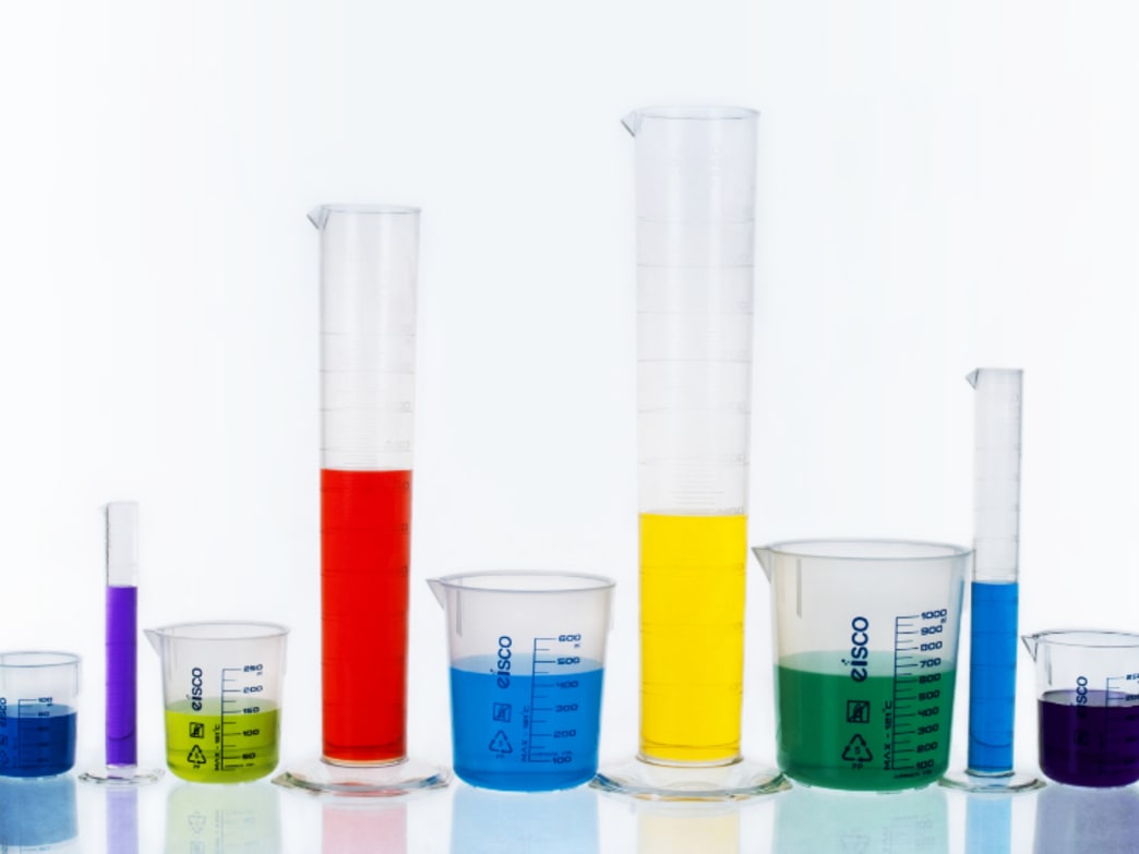 How To Choose the Right Type of Plastic for Your Labware