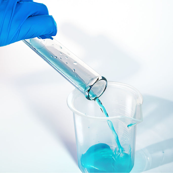 Eisco ?Çô Volumetric Flask 500mL Class A Borosilicate Glass with Rim ?Çô Precision Laboratory Measuring Flask for Titration and Solution Preparation