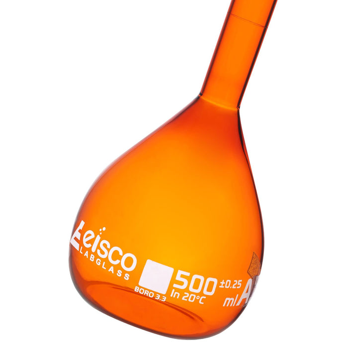 Eisco Amber Volumetric Flask, 500mL - Class A - Borosilicate Glass, Polyethylene Stopper, 19/26 Socket - QR Code Marking for Calibration Certificate