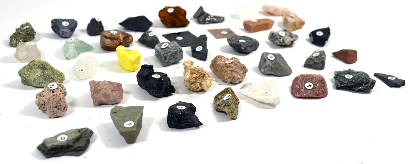 40 Piece Basic Rocks and Minerals Kit - Includes Mineral Samples