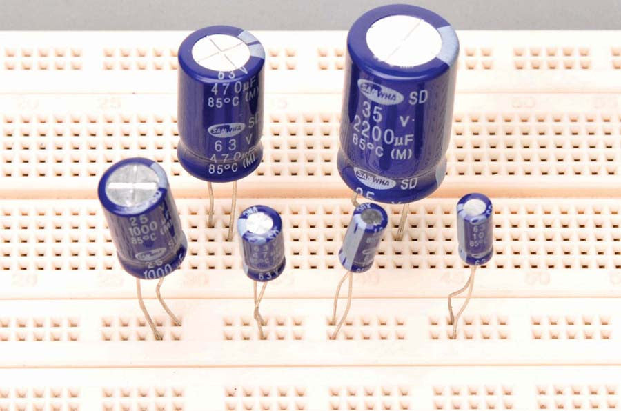 Capacitors, Max. Volts 25, Capacitance 10µF, pk of 10