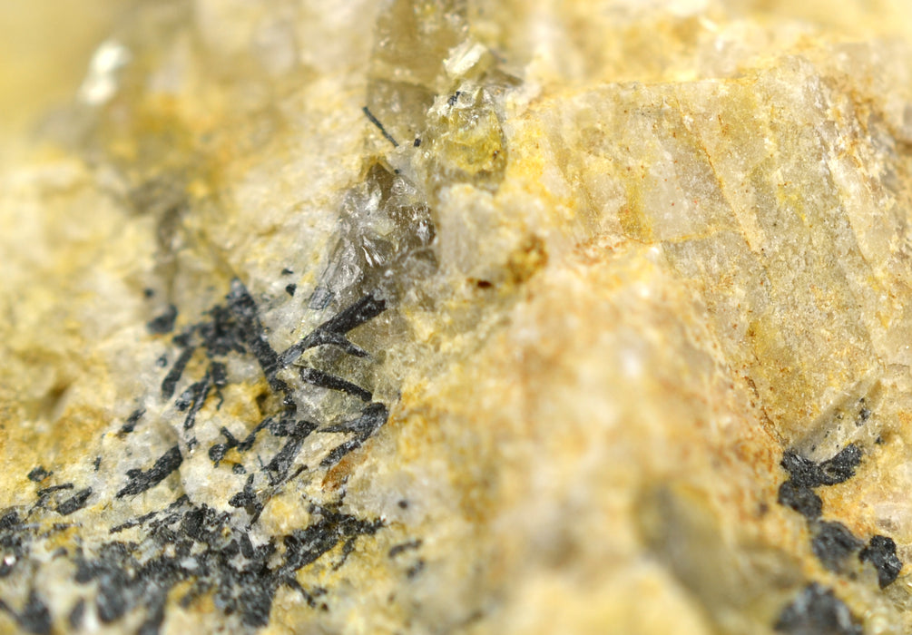 Pegmatite Specimen (Igneous Rock), Approx. 1" (3cm)